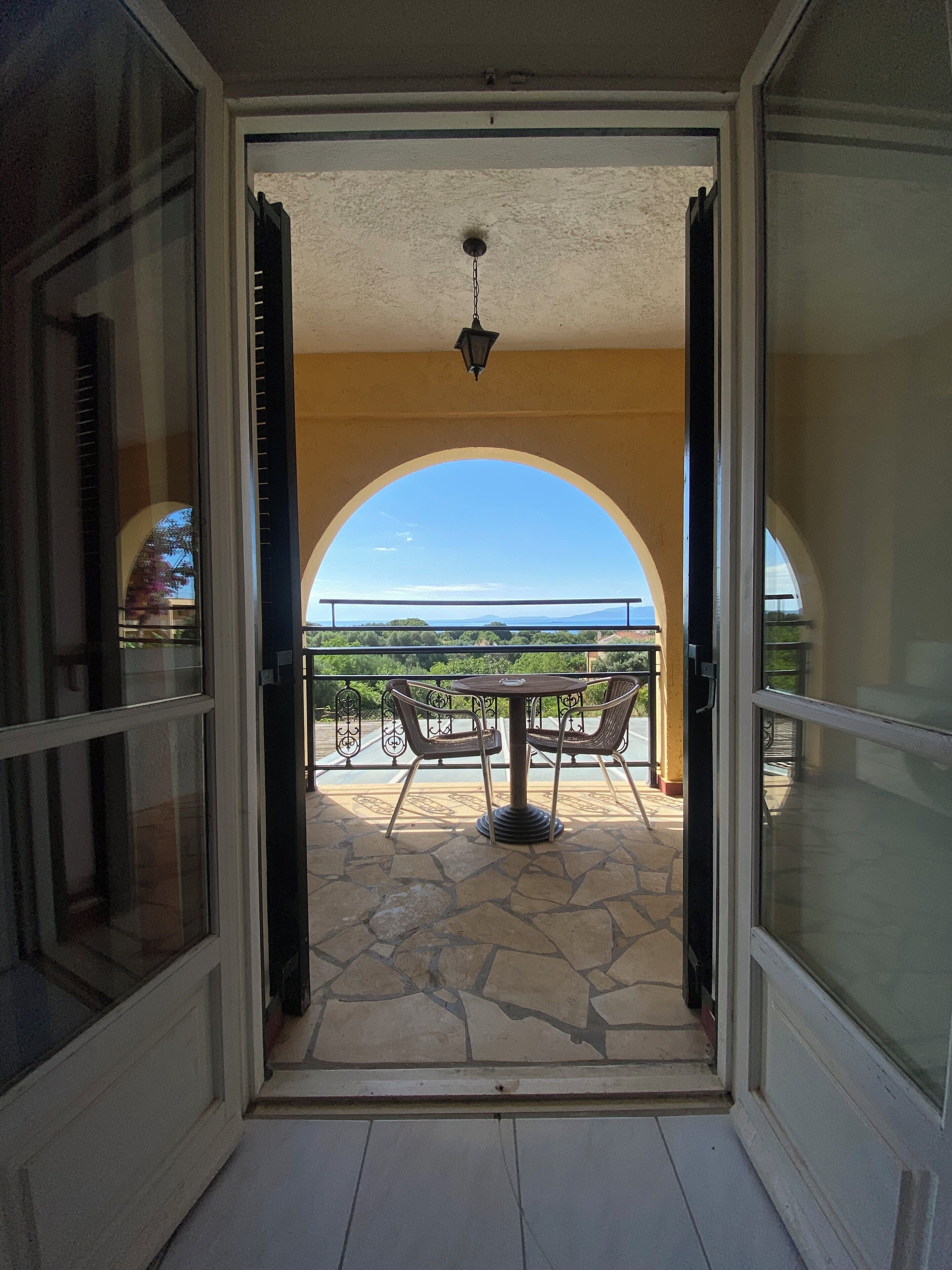 double or twin room, sea view | 1 bedroom, minibar, in-room safe, free cots/infant beds