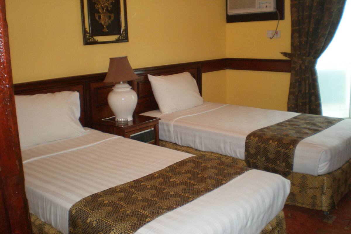 Standard Twin Room | Pillowtop beds, iron/ironing board (on request)