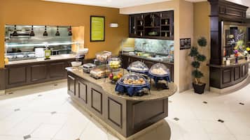 Breakfast and dinner served