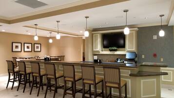 Aamiainen, lounas ja illallinen