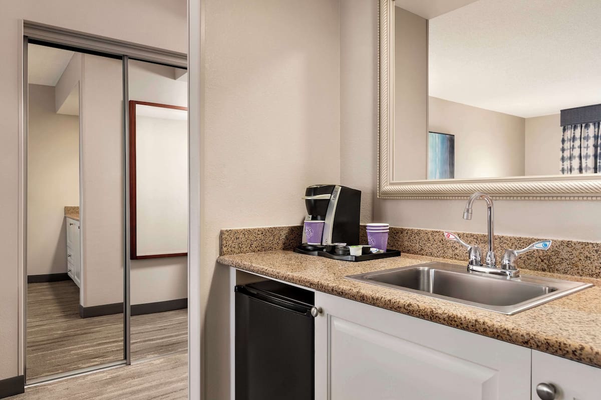 1 King Bed 1 Bedroom Suite | 1 bedroom, premium bedding, down comforters, desk