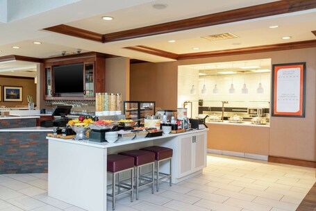 Hilton Garden Inn Indianapolis South Greenwood - Image 9