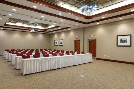 Hilton Garden Inn Indianapolis South Greenwood - Image 14