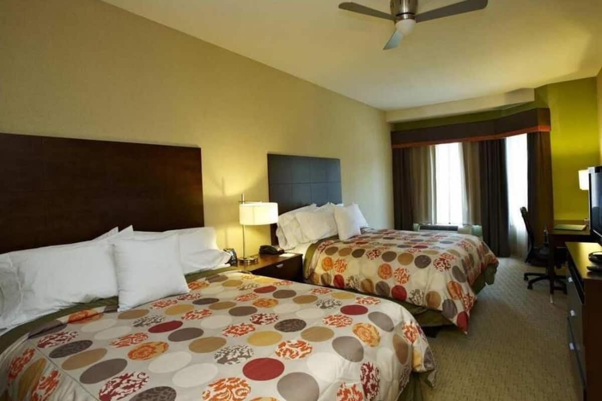 Down duvets, iron/ironing board, free cots/infant beds, free WiFi