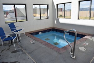 Bañera de hidromasaje exterior