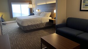 Suite, 1 kingsize-seng | Sengetøy av topp kvalitet, skrivebord og strykejern/-brett