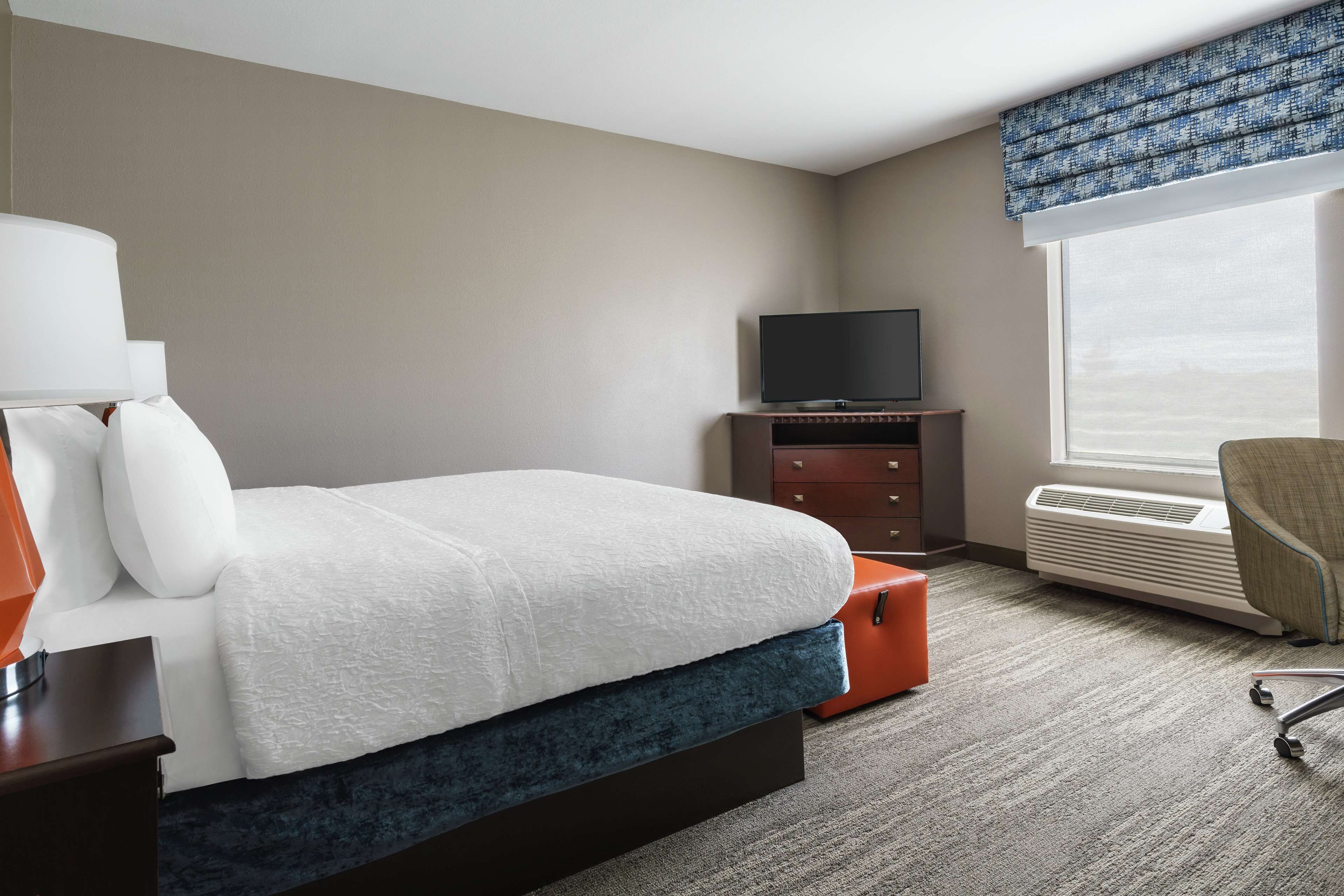 premium bedding, in-room safe, desk, iron/ironing board