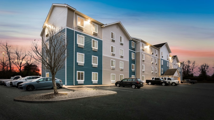 WoodSpring Suites Lexington