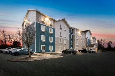 WoodSpring Suites Lexington