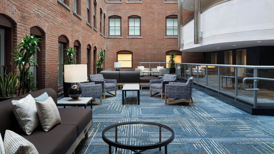 Courtyard by Marriott Philadelphia Downtown
