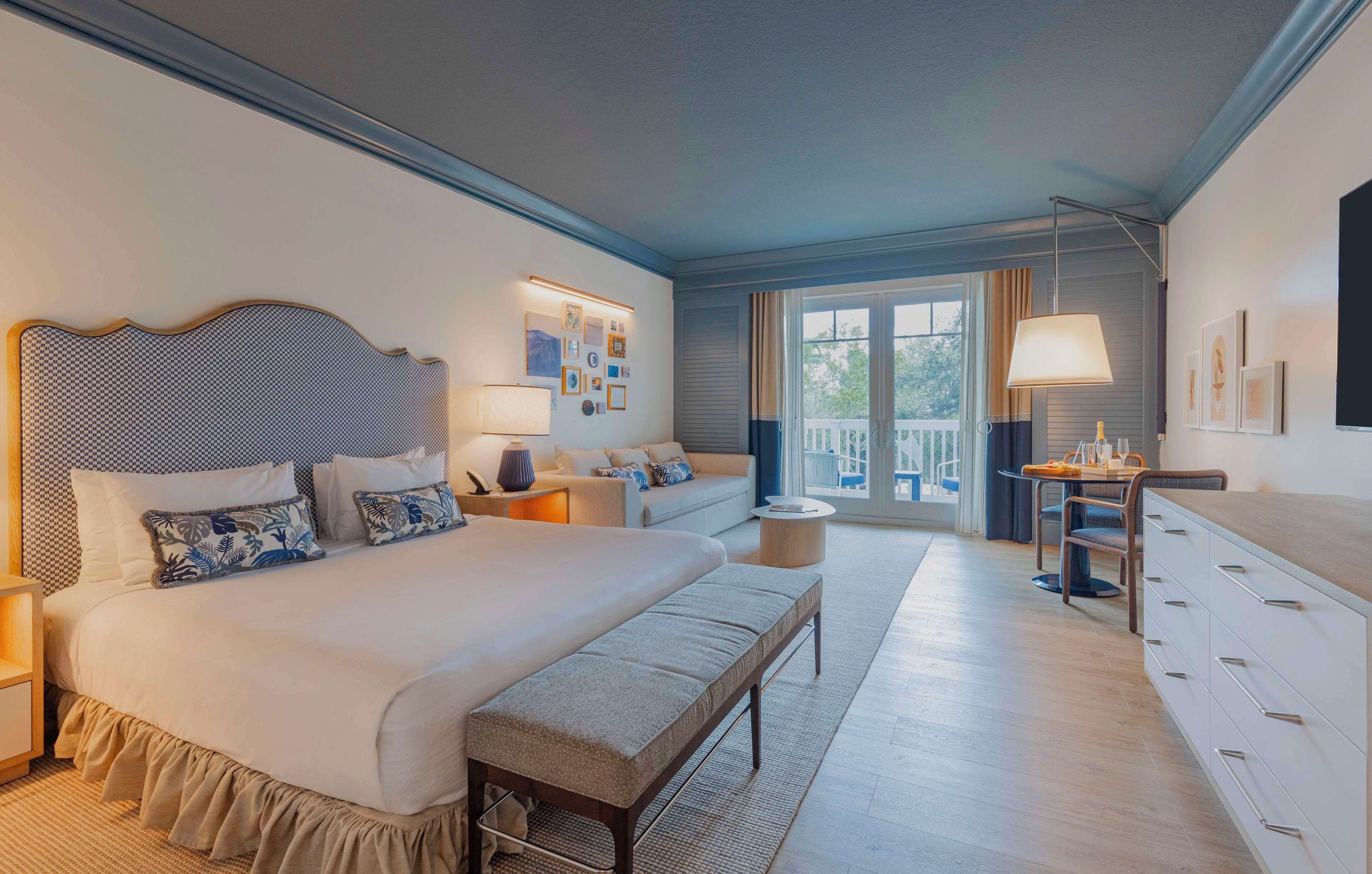 accessible deluxe king | egyptian cotton sheets, premium bedding, down duvets, pillow-top beds