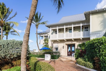 Hotel exterior and entrance at The Seagate Hotel, Golf & Beach Club, Autograph Collection