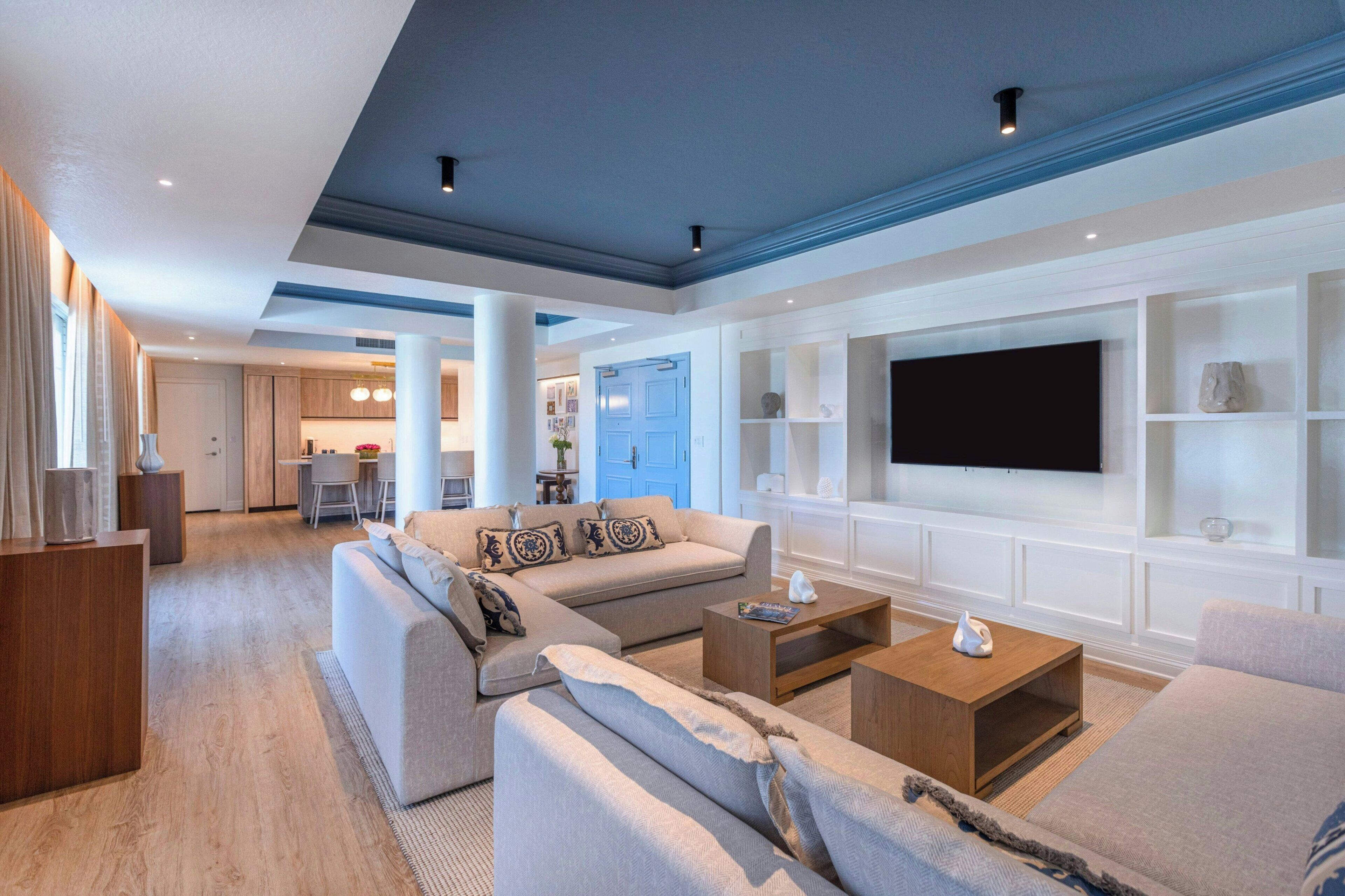 Presidential Suite, 1 King Bed with Sofa bed, Non Smoking, City View (Balcony)