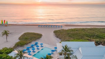 Playa privada en los alrededores, traslado desde/hacia la playa gratis