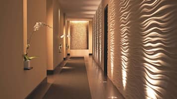 Couples treatment rooms, steam room, body treatments, hydrotherapy