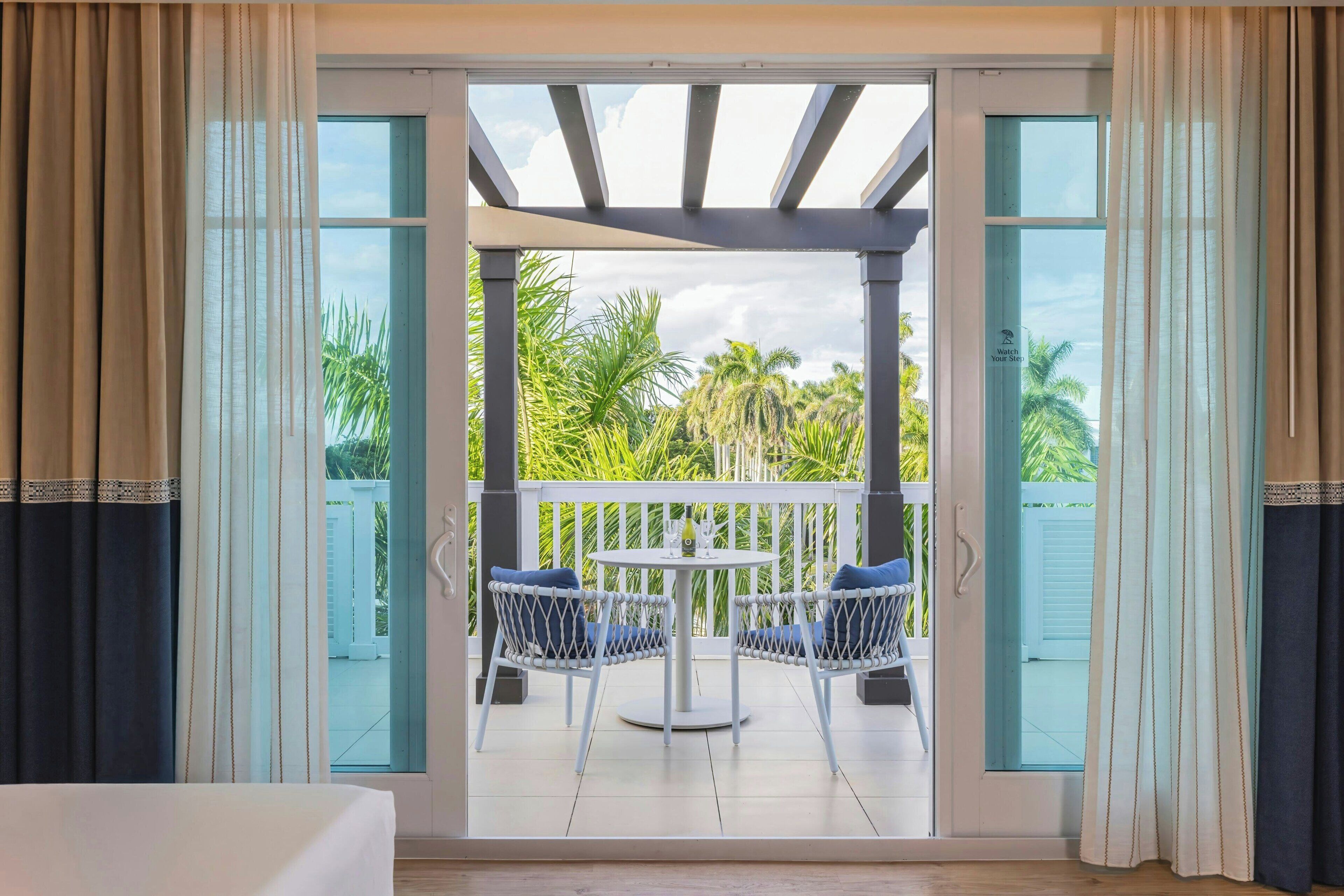 Egyptian cotton sheets, premium bedding, down comforters, pillowtop beds