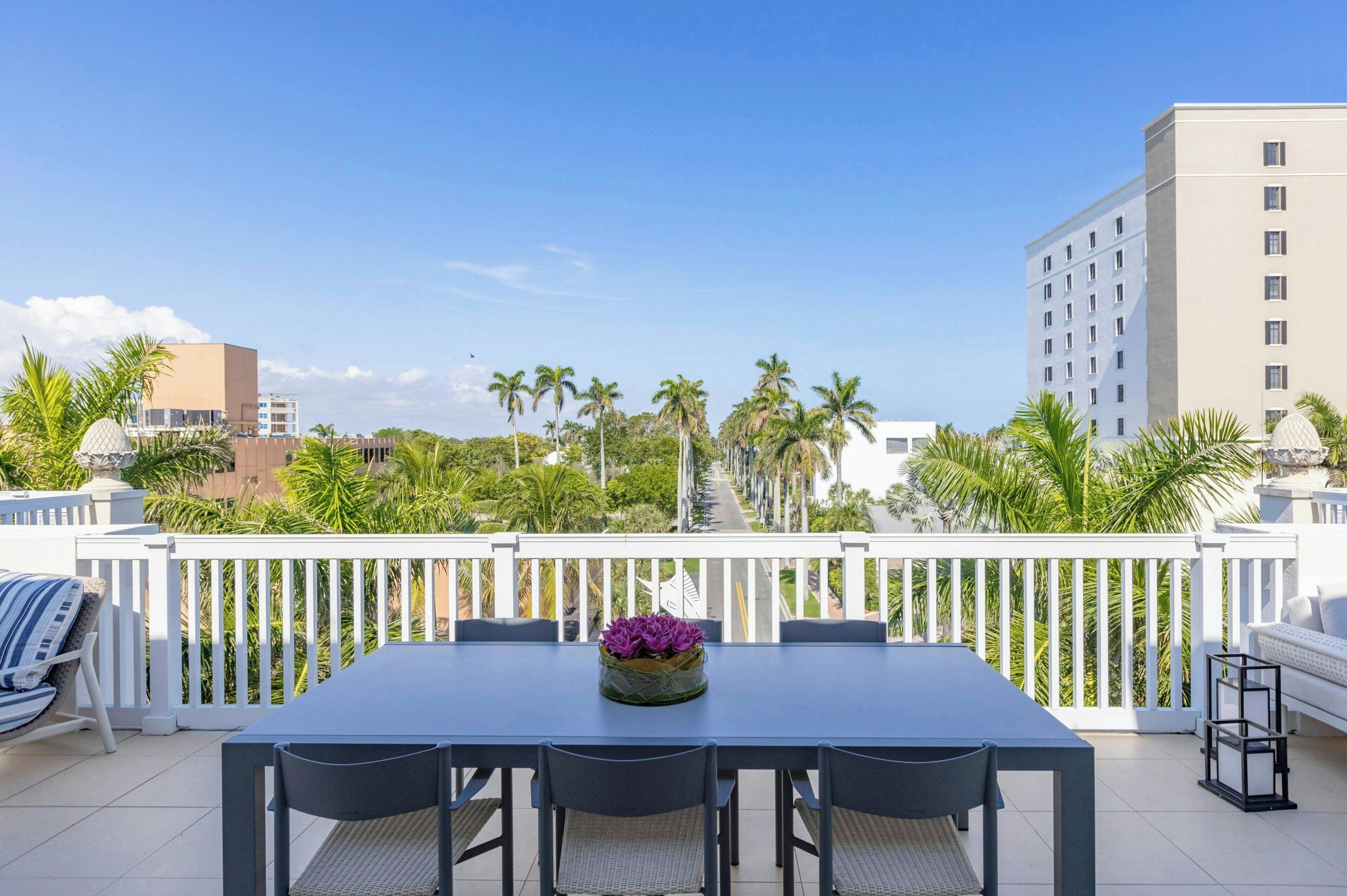 Presidential-Suite, 1 King-Bett und Schlafsofa, Nichtraucher, Stadtblick (Balcony) | Ausblick vom Zimmer