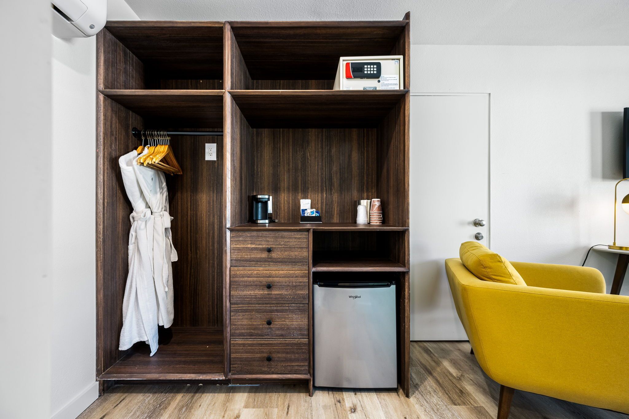 deluxe double queen | premium bedding, pillow-top beds, in-room safe, desk