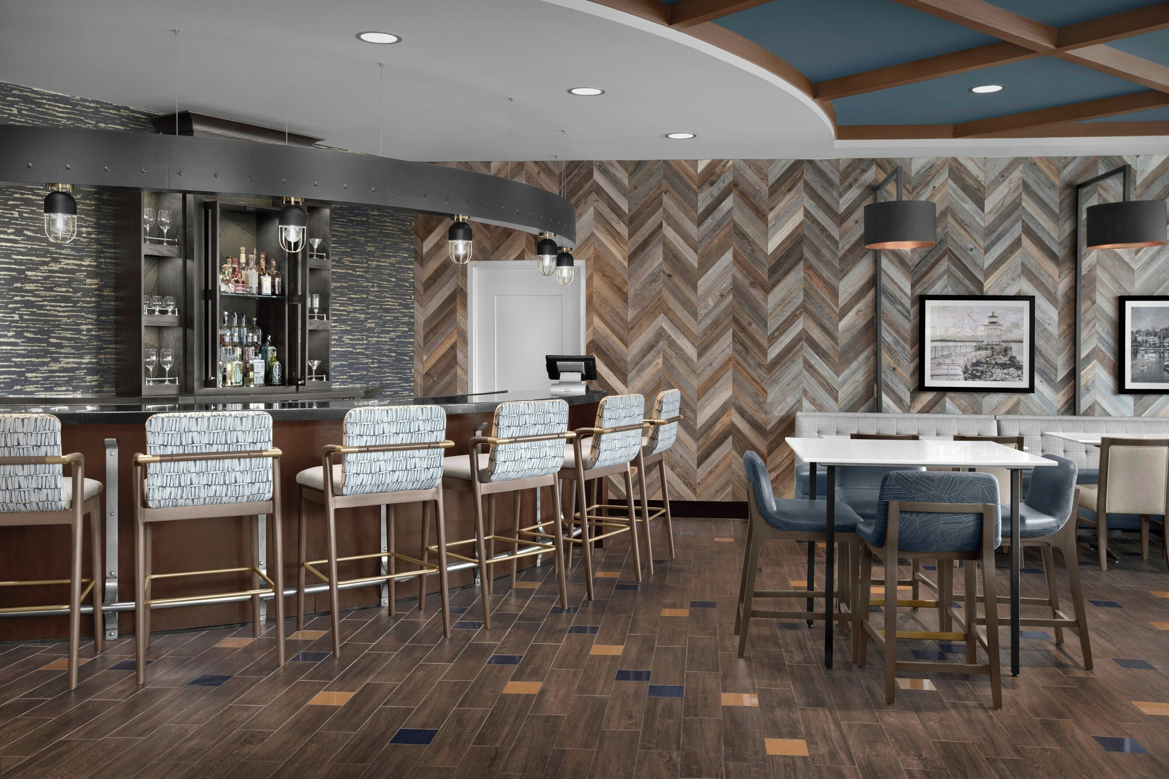 Bar lounge