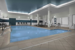 Indoor pool - Residence Inn Portland Downtown/Waterfront (Portland)
