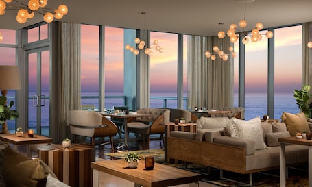 Breakfast, lunch, dinner served; American cuisine, pool views . Solé Miami, A Noble House Resort