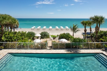 Solé Miami, A Noble House Resort