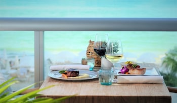 Breakfast, lunch, dinner and brunch served at Sole Miami, A Noble House Resort