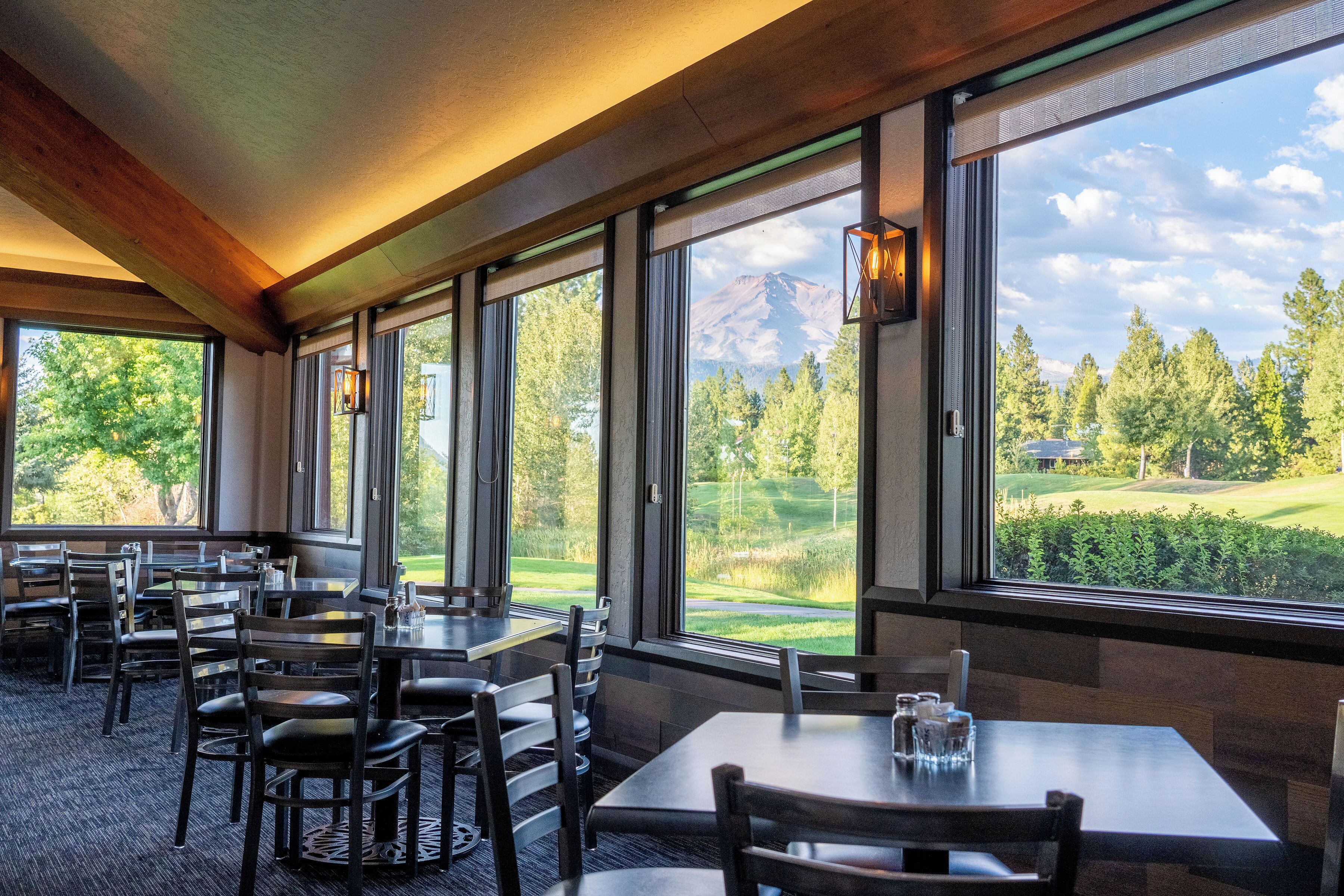 Breakfast, lunch, dinner served; Californian cuisine, golf course views 