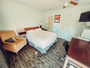 1 chambre, bureau, Wi-Fi, draps fournis