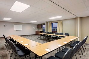 Meeting facility - Super 8 by Wyndham Kapuskasing (Kapuskasing)