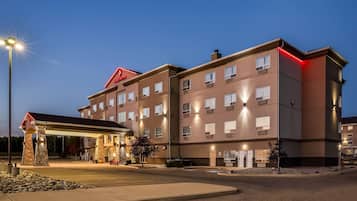 المنشأة من الخارج