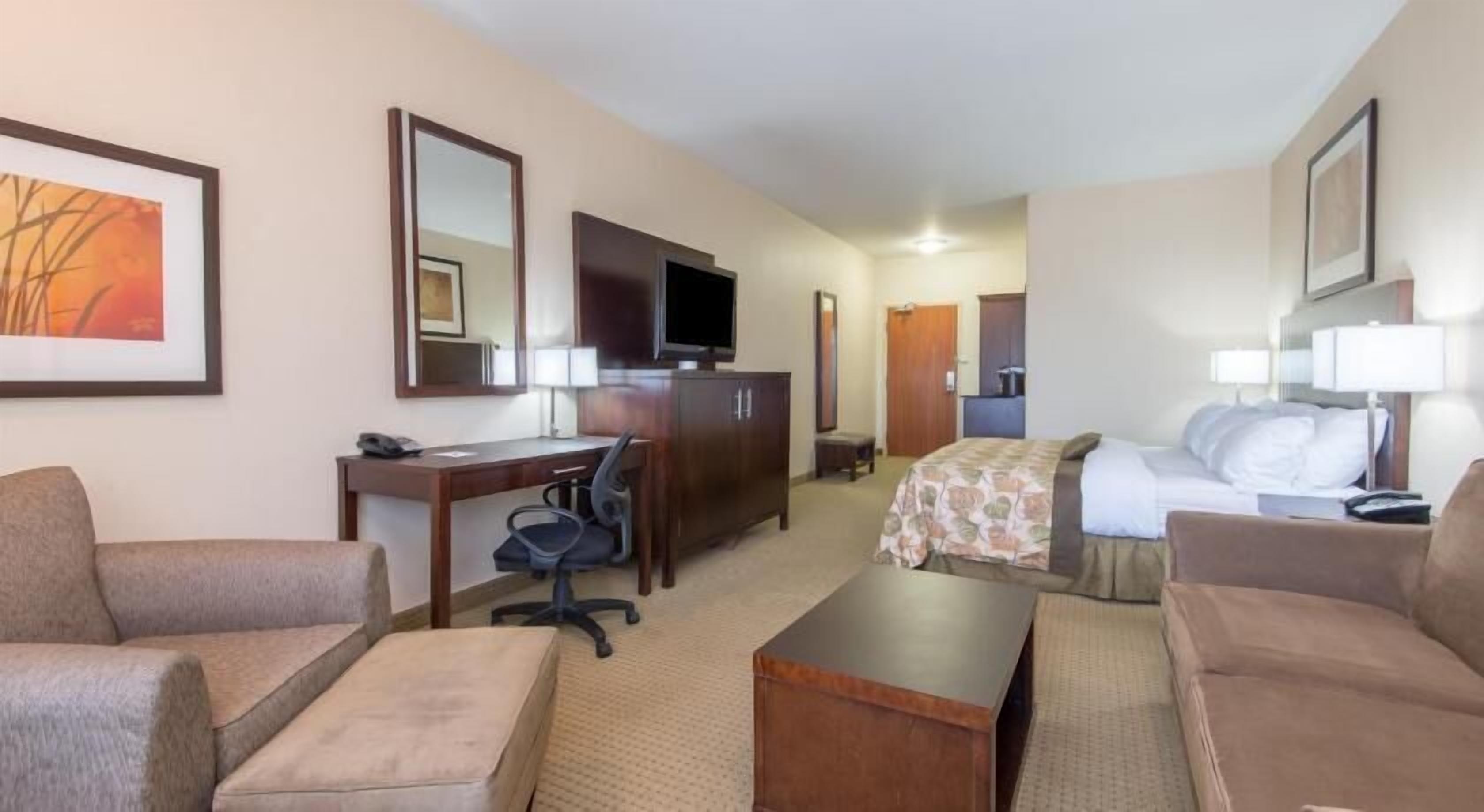 書桌、熨斗/熨衣板、折疊床/加床、免費無線上網