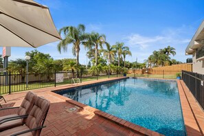 2 outdoor pools, sun loungers - Econo Lodge Mildura (Mildura)