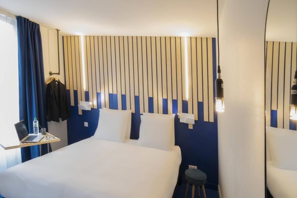 Standard Room, 1 Double Bed | Hypo-allergenic bedding, desk, soundproofing