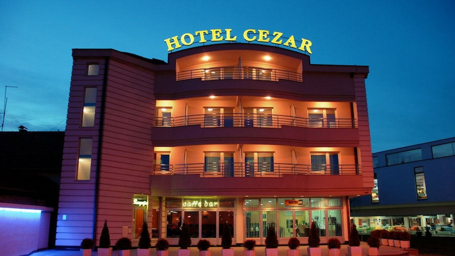 Cezar Hotel