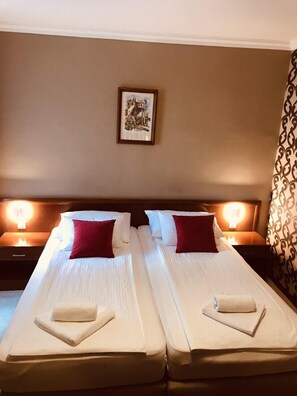 Minibar - Bristol (Mostar)