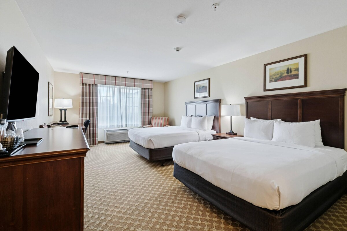 Room, 2 Queen Beds, Accessible, Non Smoking | Hypo-allergenic bedding available, desk, blackout drapes