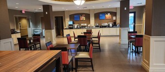 Comfort Inn & Suites Donna near I-2