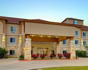 Exterior - Comfort Inn & Suites Alvarado (Alvarado)