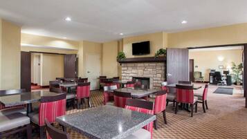 Free daily buffet breakfast