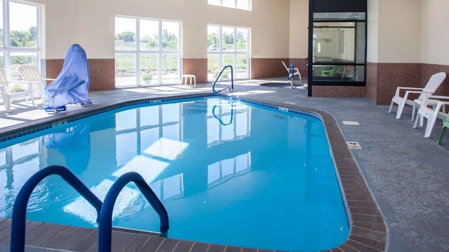 Comfort Inn & Suites Harrisonville