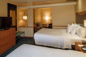 Colchones con acolchado adicional y escritorio