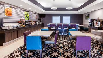 Desayuno buffet incluido todos los días