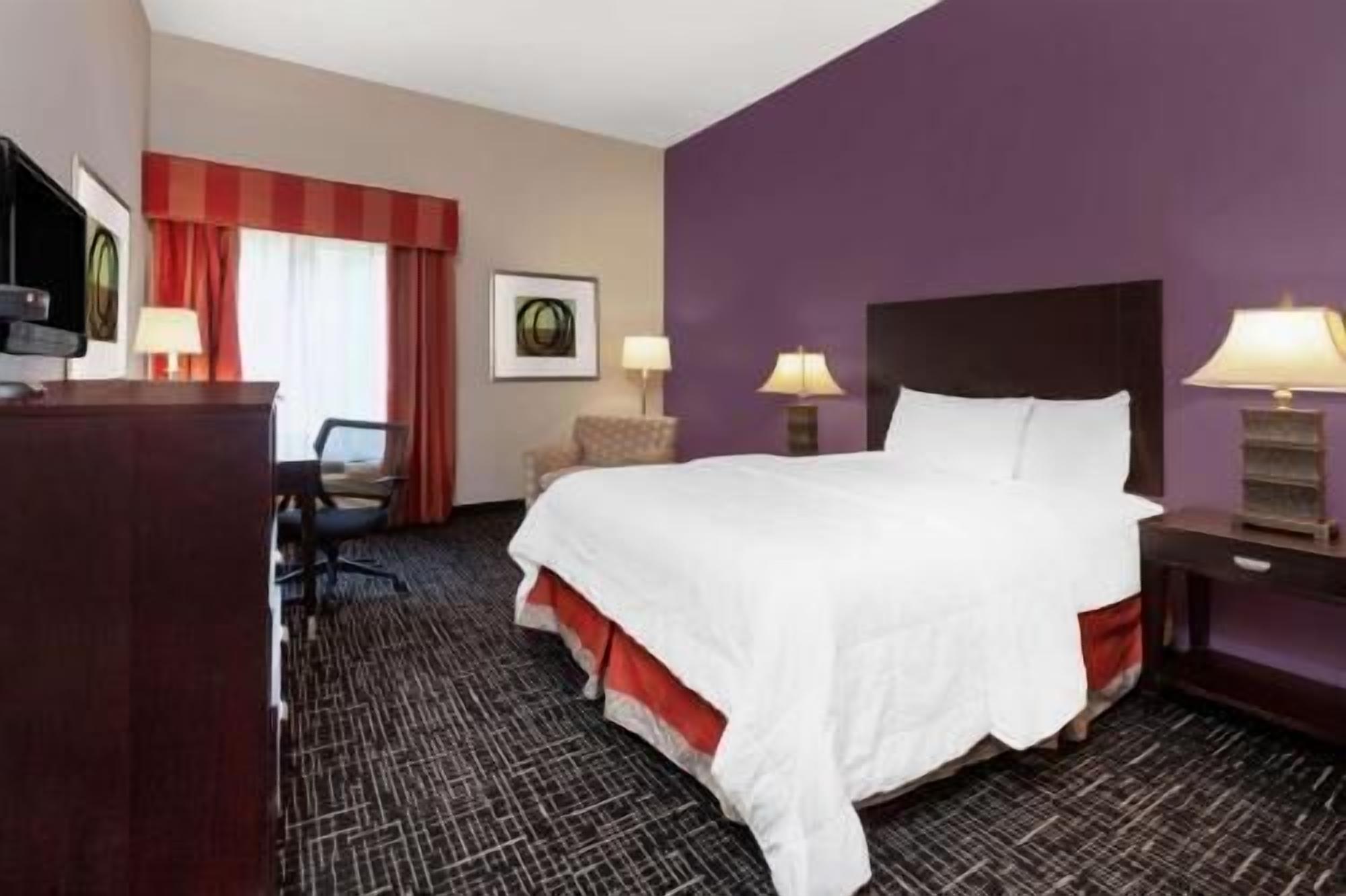 Egyptian cotton sheets, premium bedding, down comforters, pillowtop beds