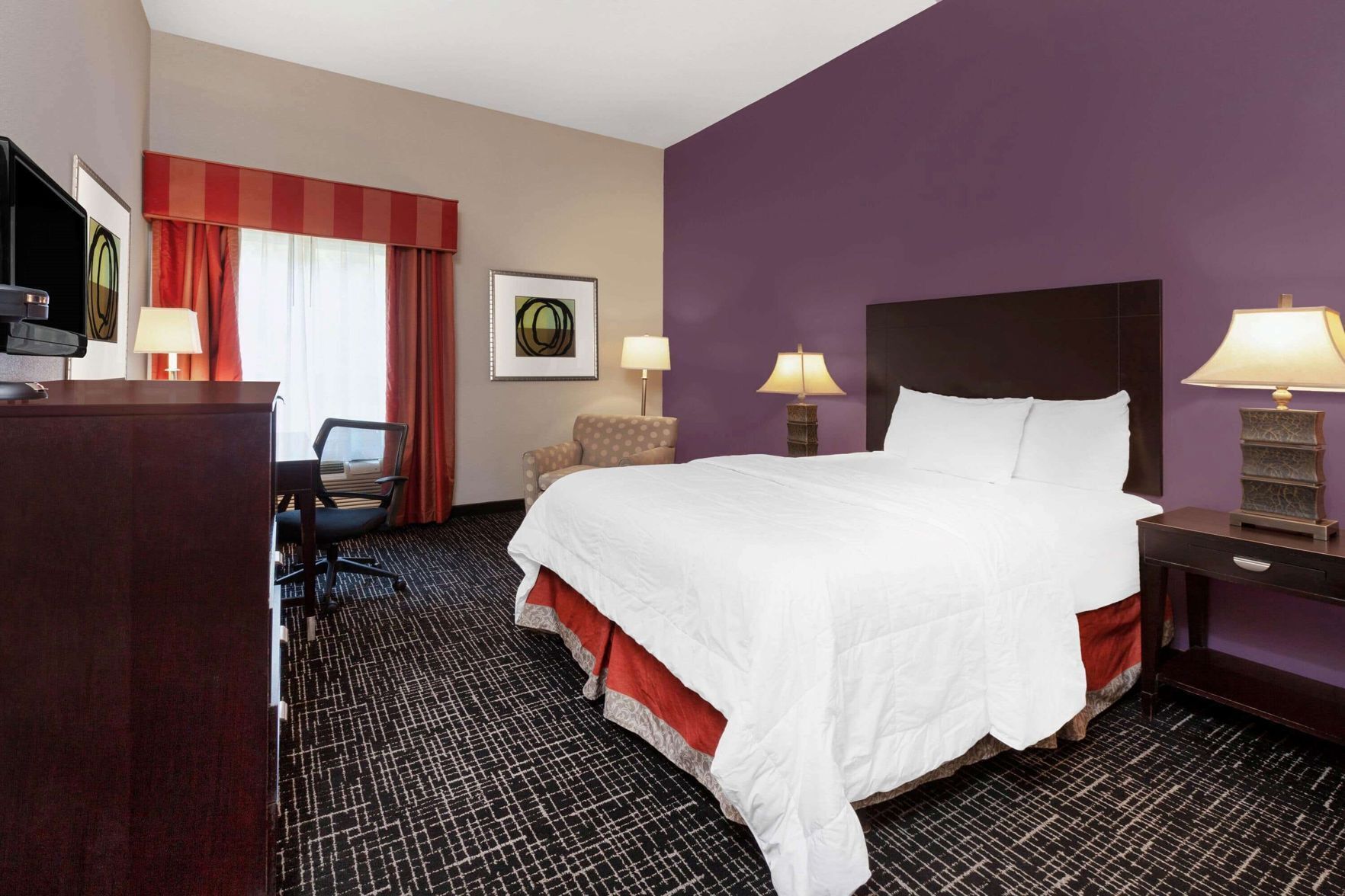 Egyptian cotton sheets, premium bedding, down comforters, pillowtop beds