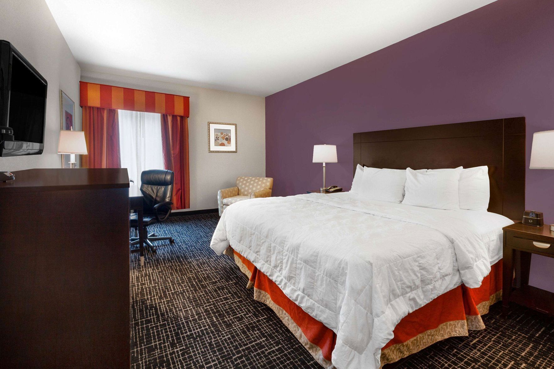Egyptian cotton sheets, premium bedding, down comforters, pillowtop beds