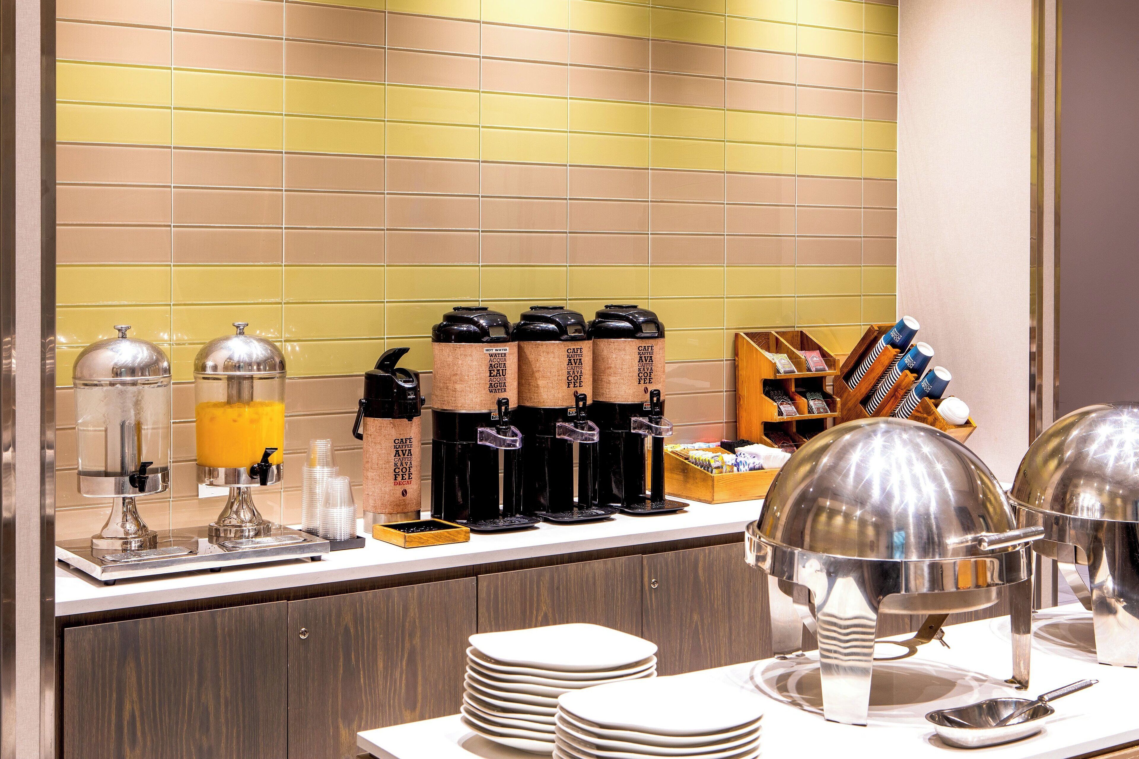 daily buffet breakfast for a fee