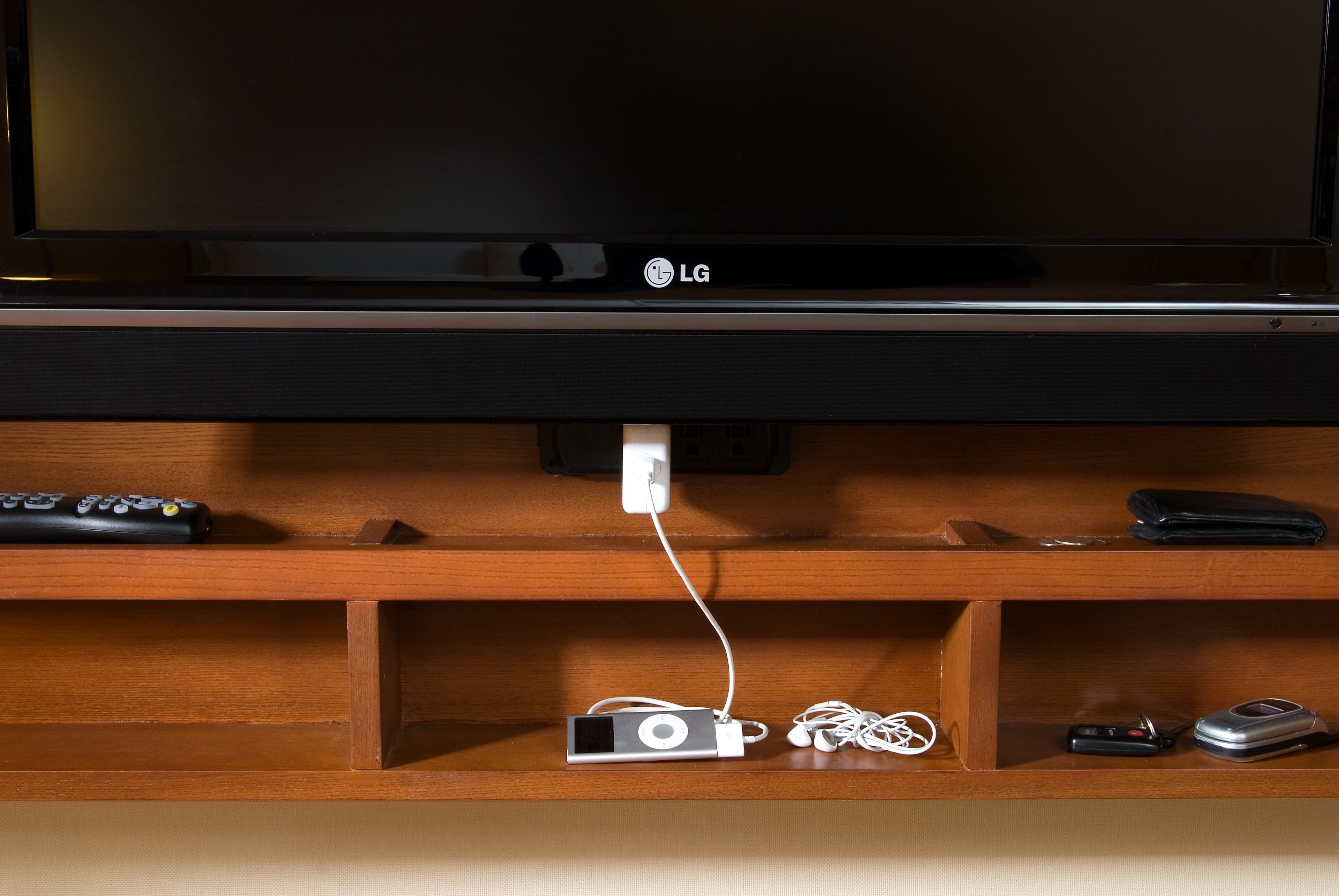 1 bedroom, hypo-allergenic bedding, down duvets, pillow-top beds