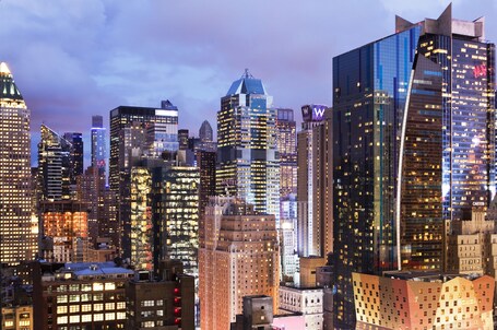 Four Points by Sheraton Midtown-Times Square – Affordable hotel in New York