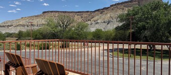 Cathedral Valley Inn